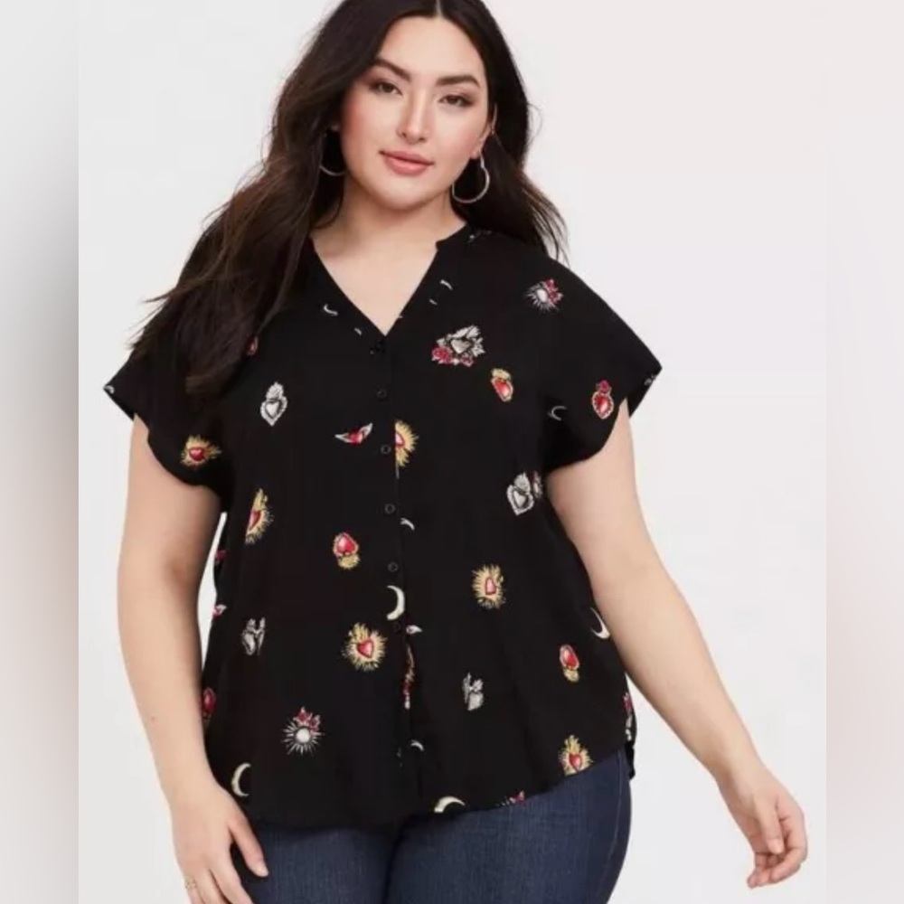 Torrid Black Sacred Hearts Short Sleeve Challis Dolman Blouse Shirt Sz 0 L/12